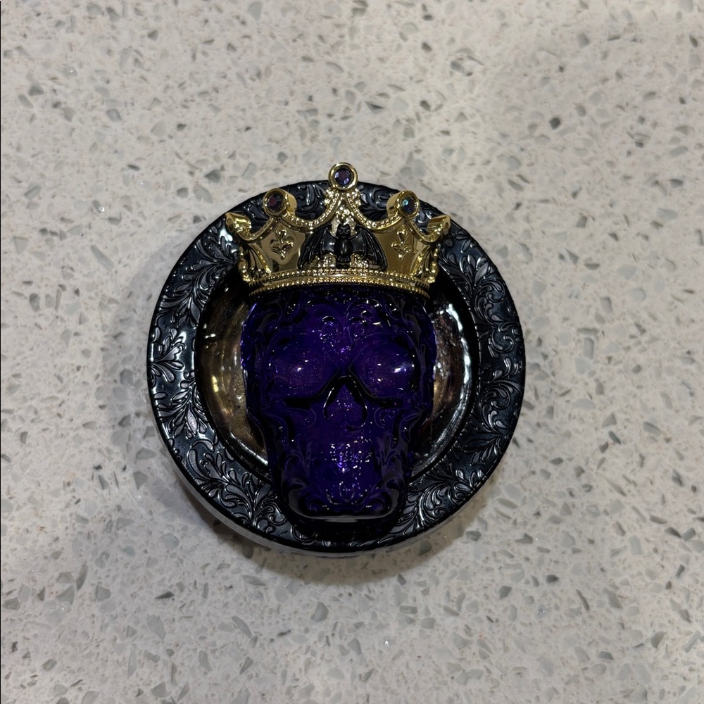 Bath & Body Works Purple Skull with Gold Crown Wallflower